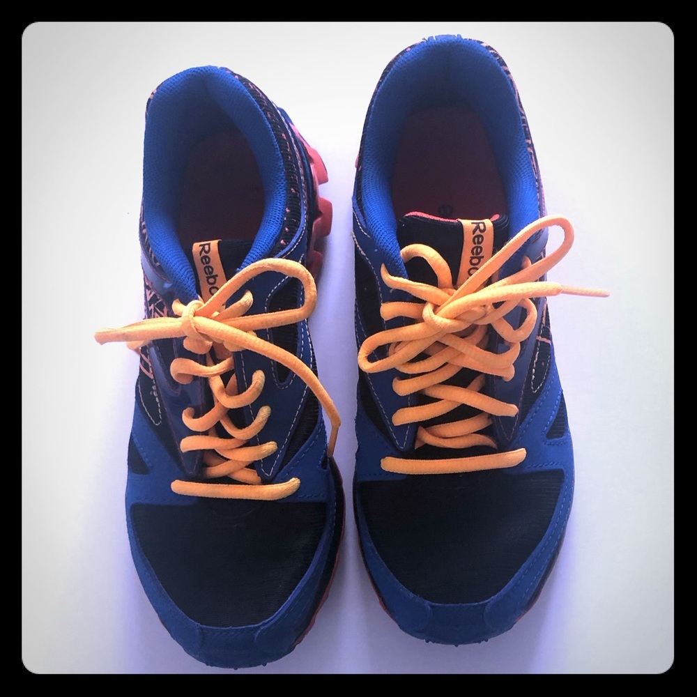 REEBOCK wore once tennis shoes